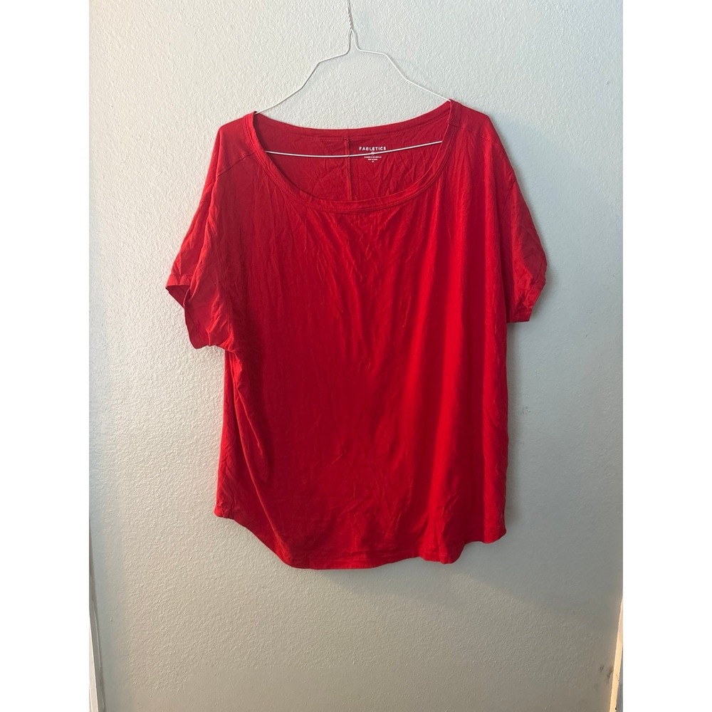 Women's Fabletics top‎